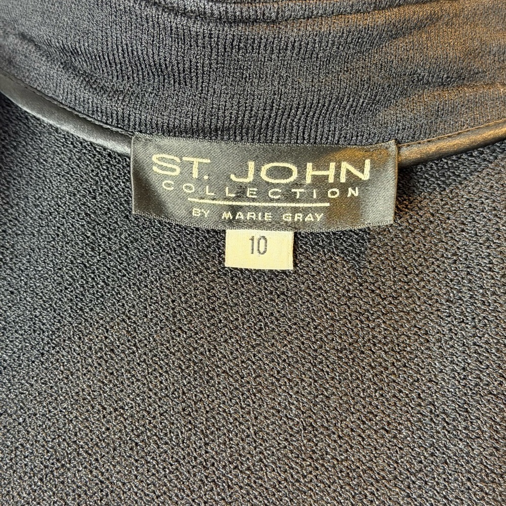 St. John Black Textured Knit Jacket Size 10 - Picture 10 of 10